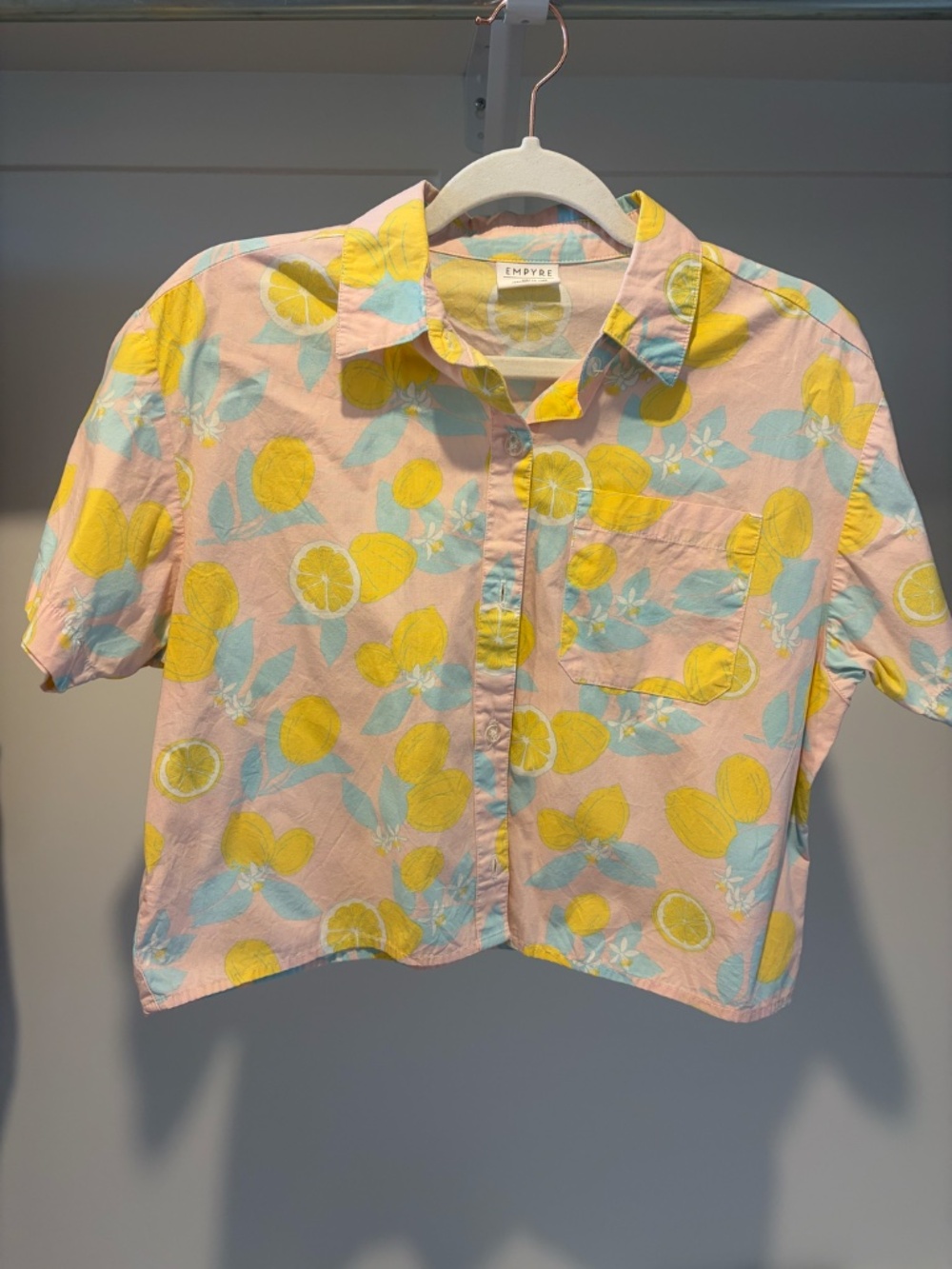 Empyre Cropped Lemon Button-up